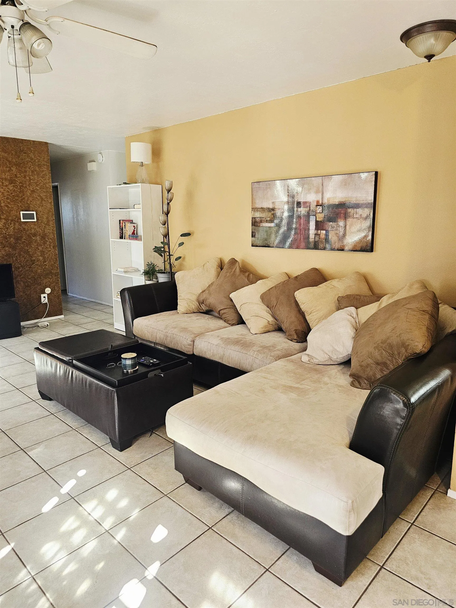 7045 Beagle, San Diego