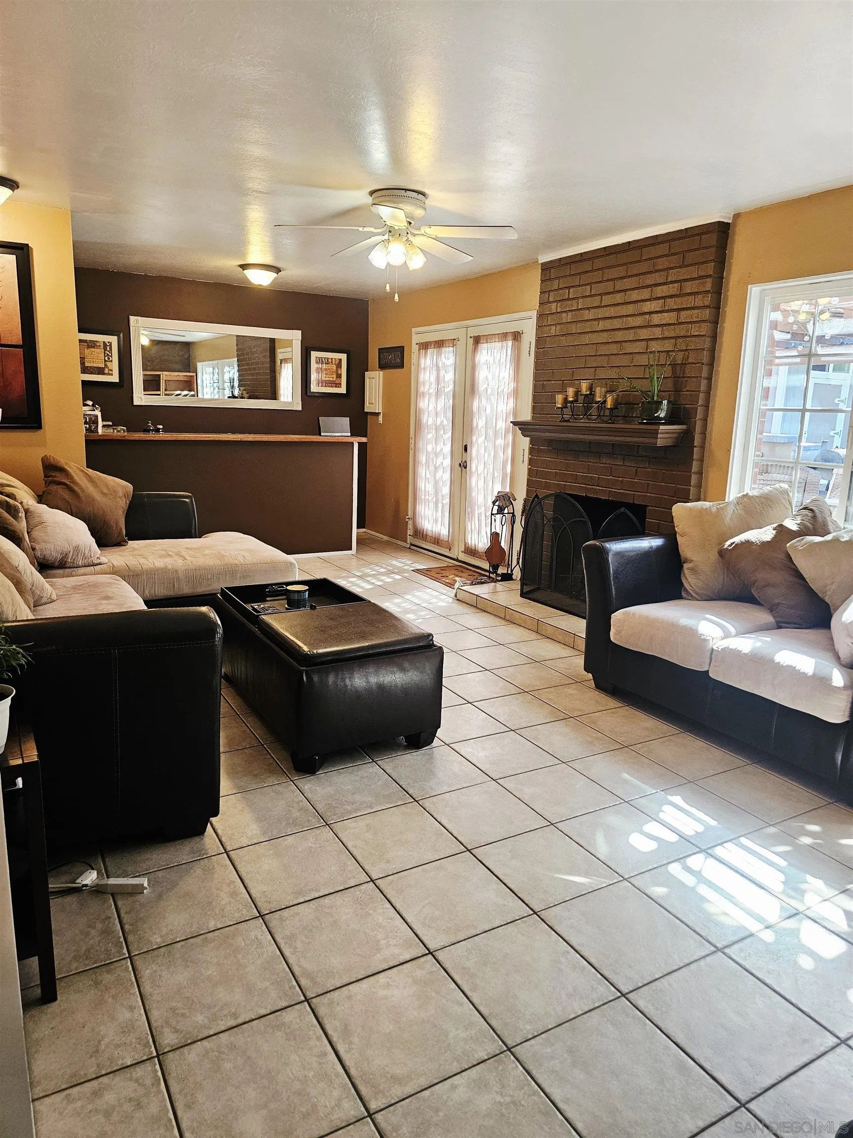 7045 Beagle, San Diego