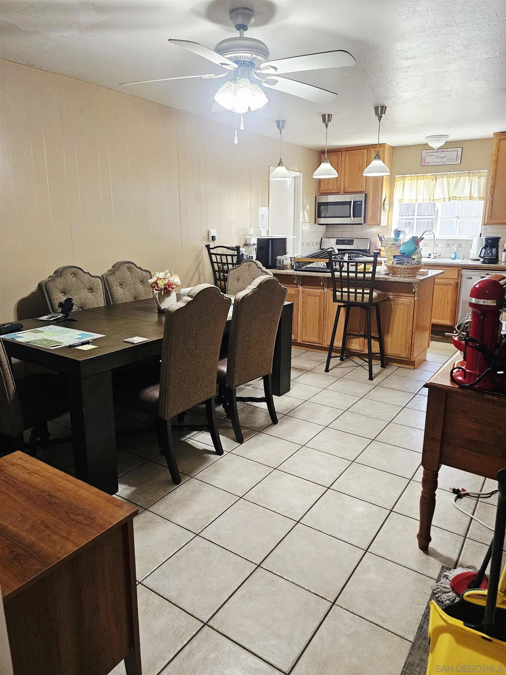 7045 Beagle, San Diego