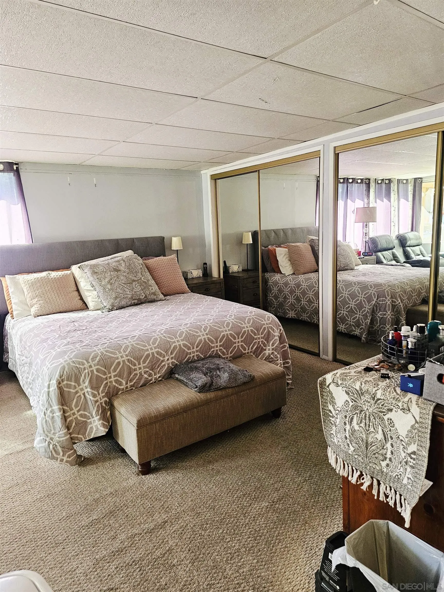 7045 Beagle, San Diego