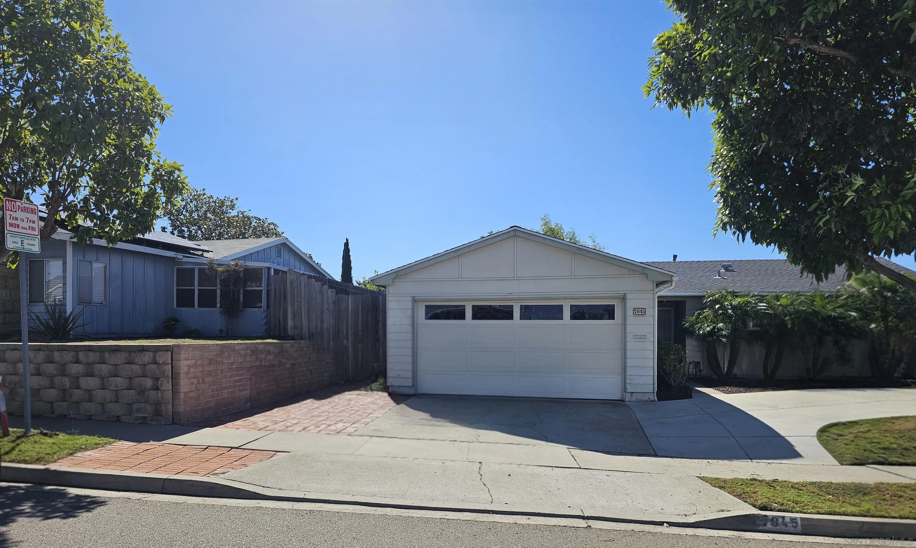 7045 Beagle, San Diego