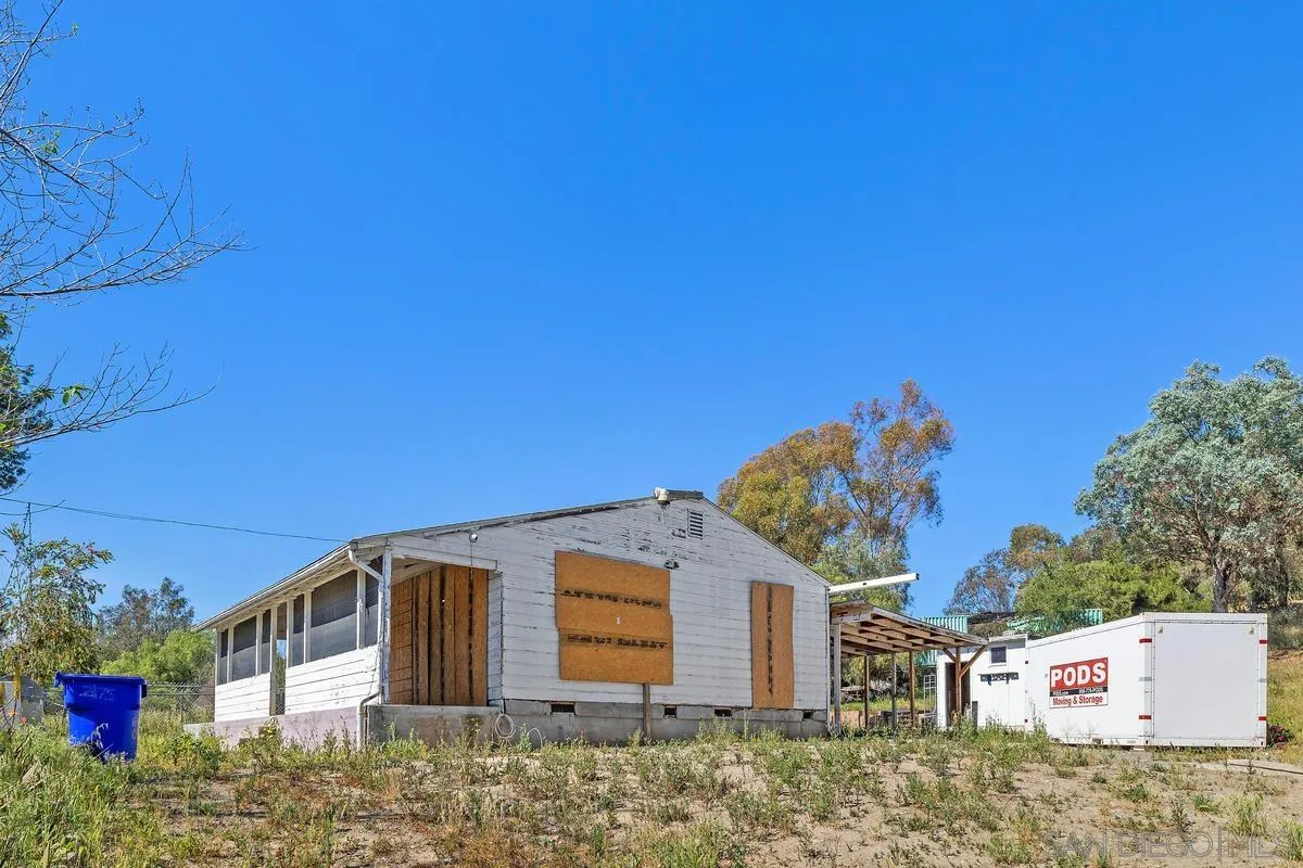 2175 Bluebird St
