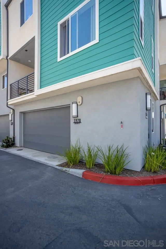 1978 Edison Court