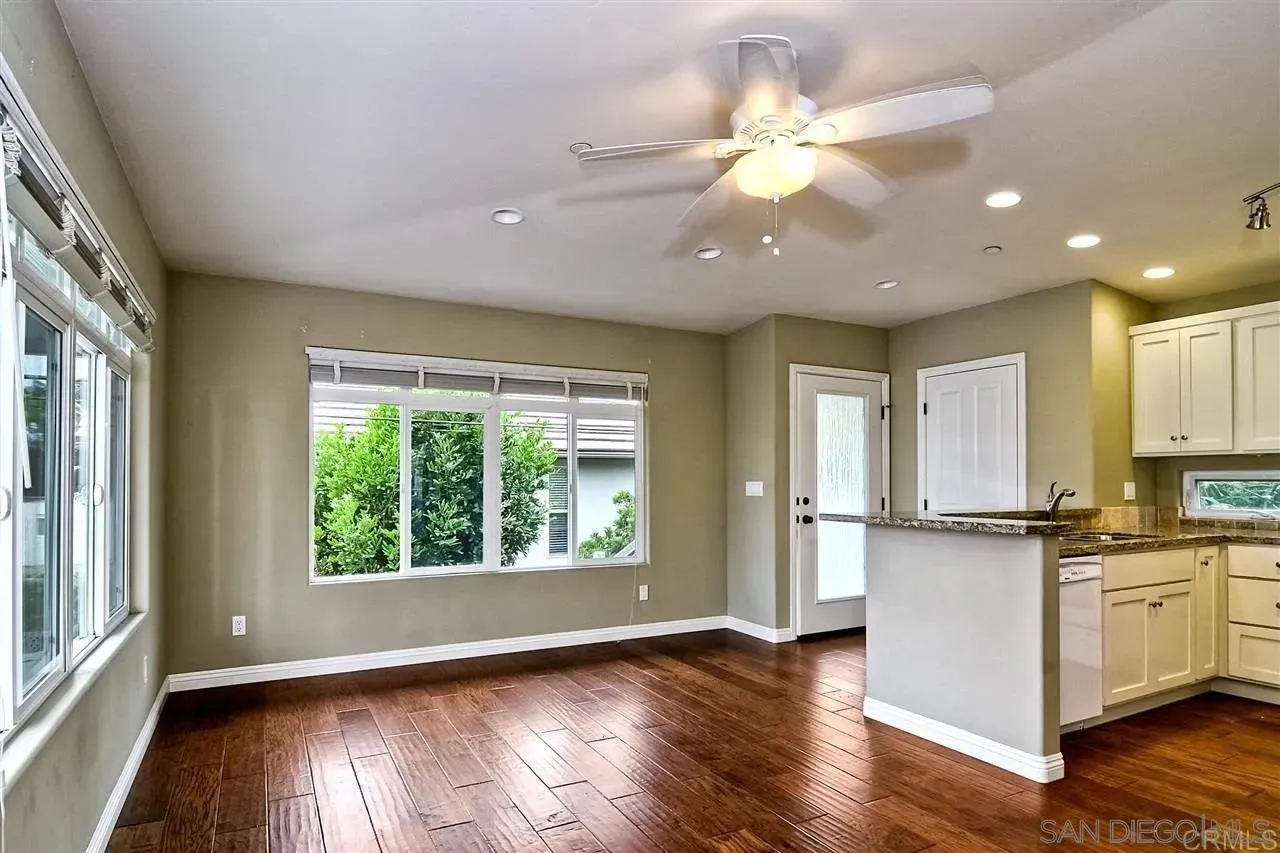 2677 Jefferson