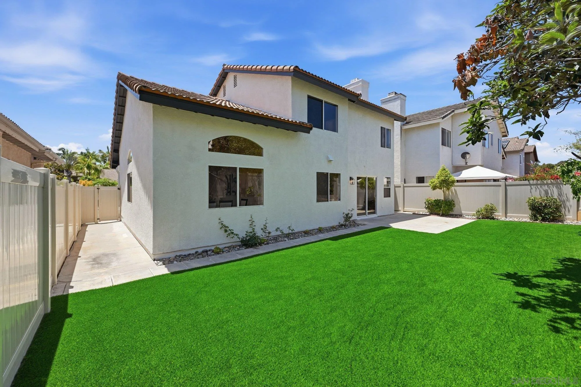 2214 Brookhaven