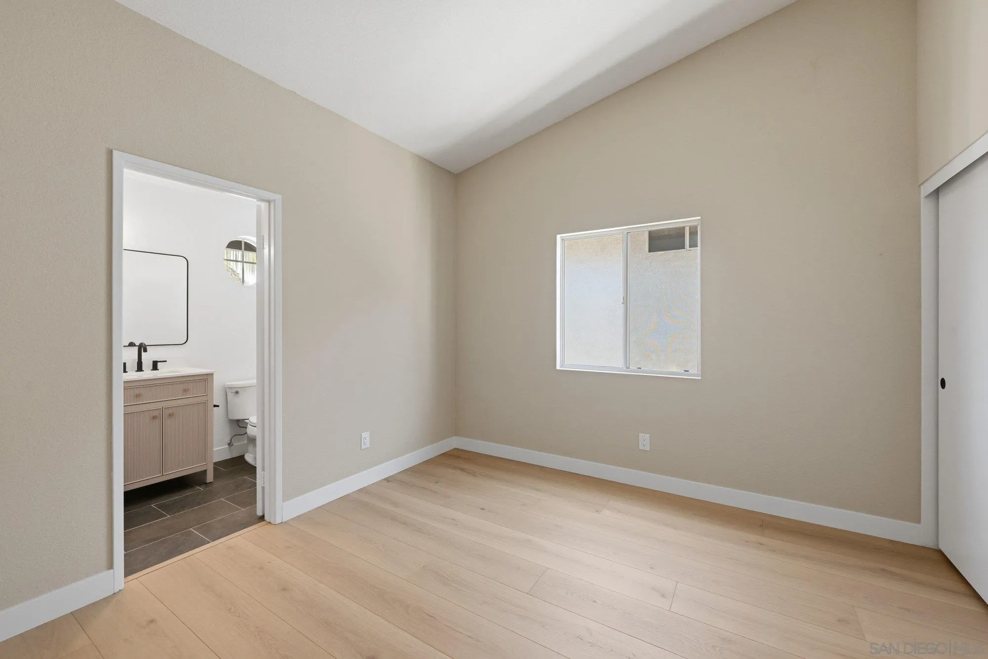 2214 Brookhaven
