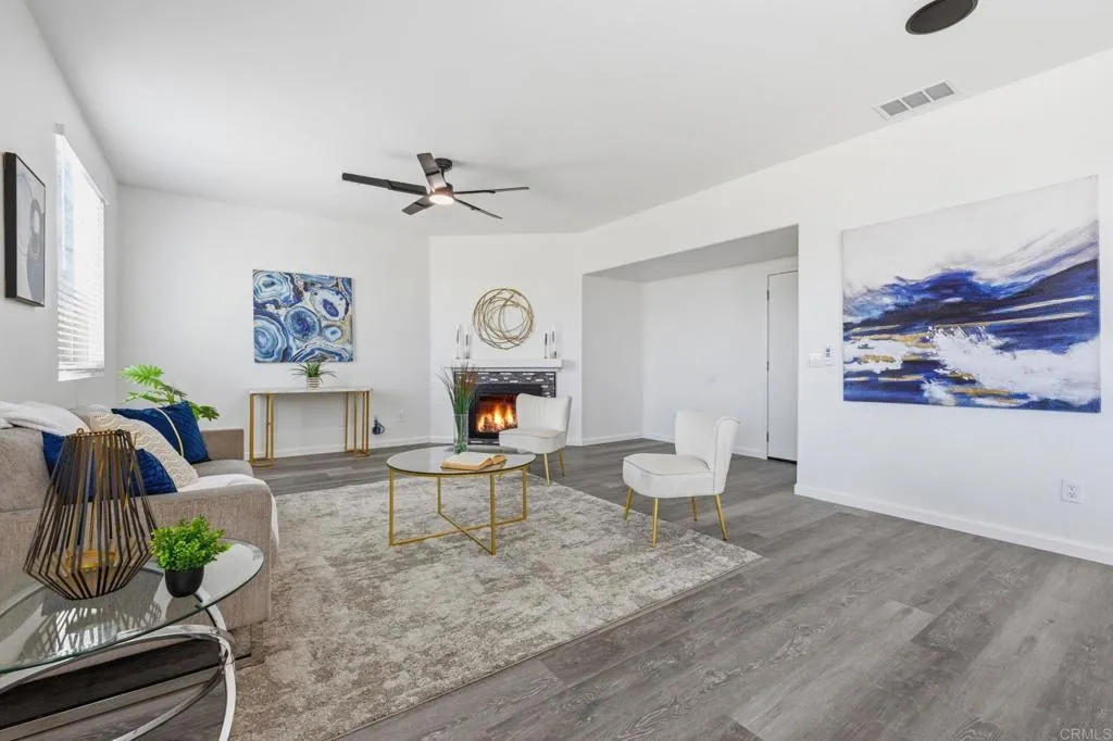 637 Vista San Javier