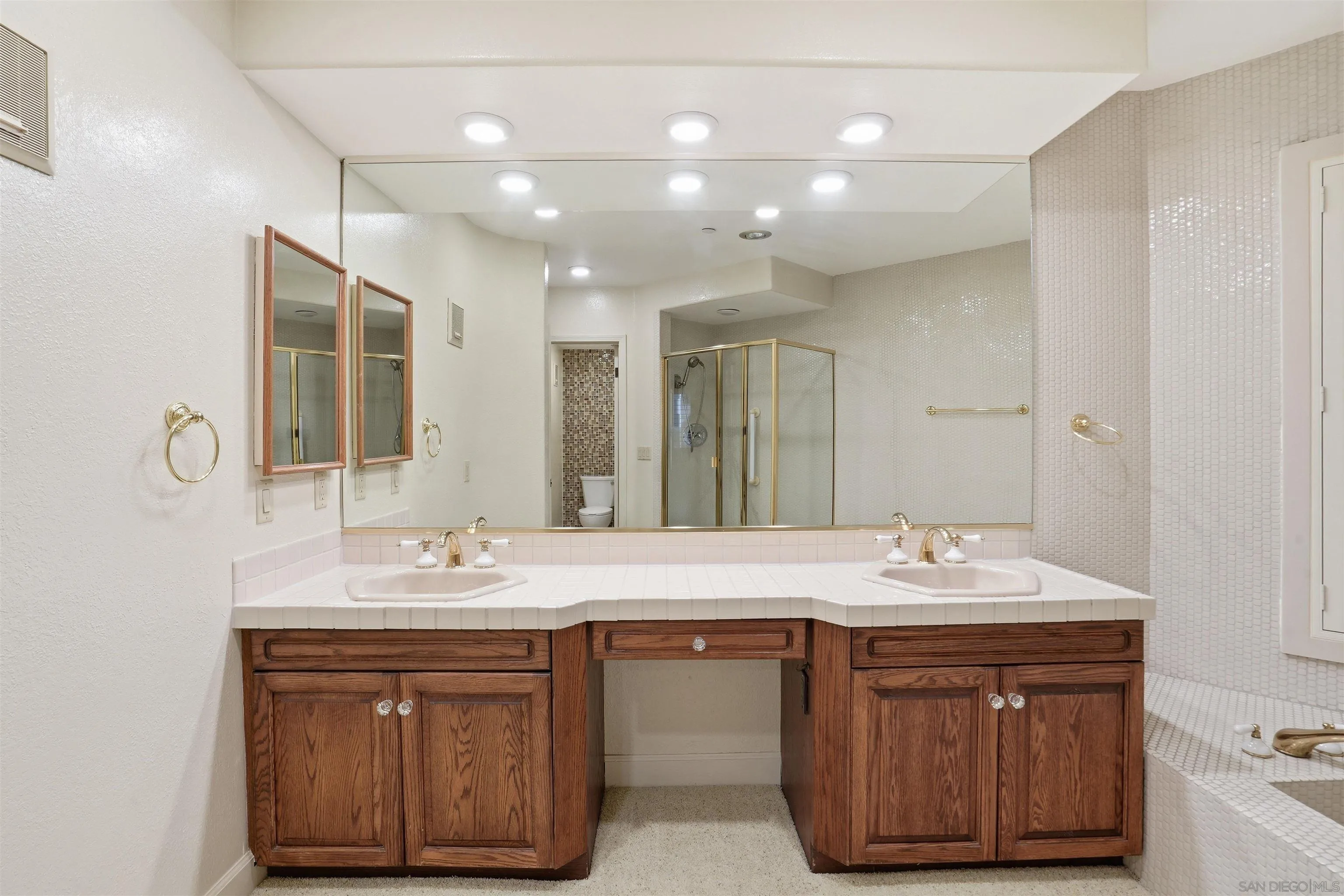 1099 1 Street Unit 223