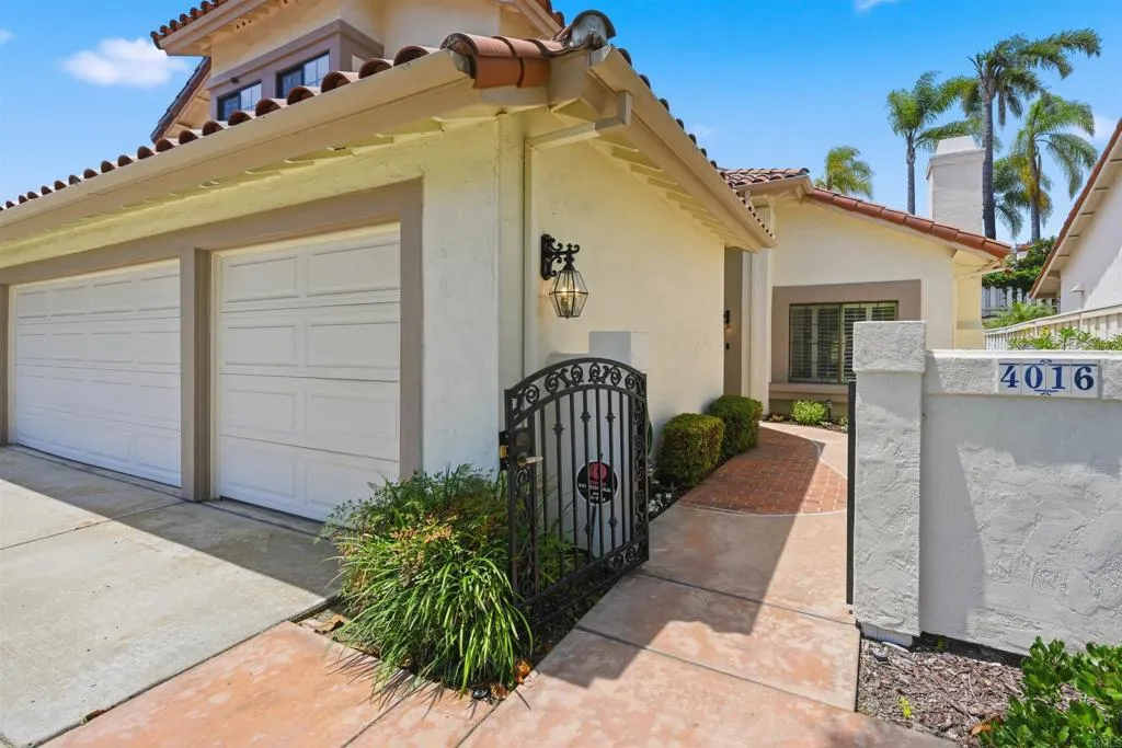 4016 Caminito Cassis
