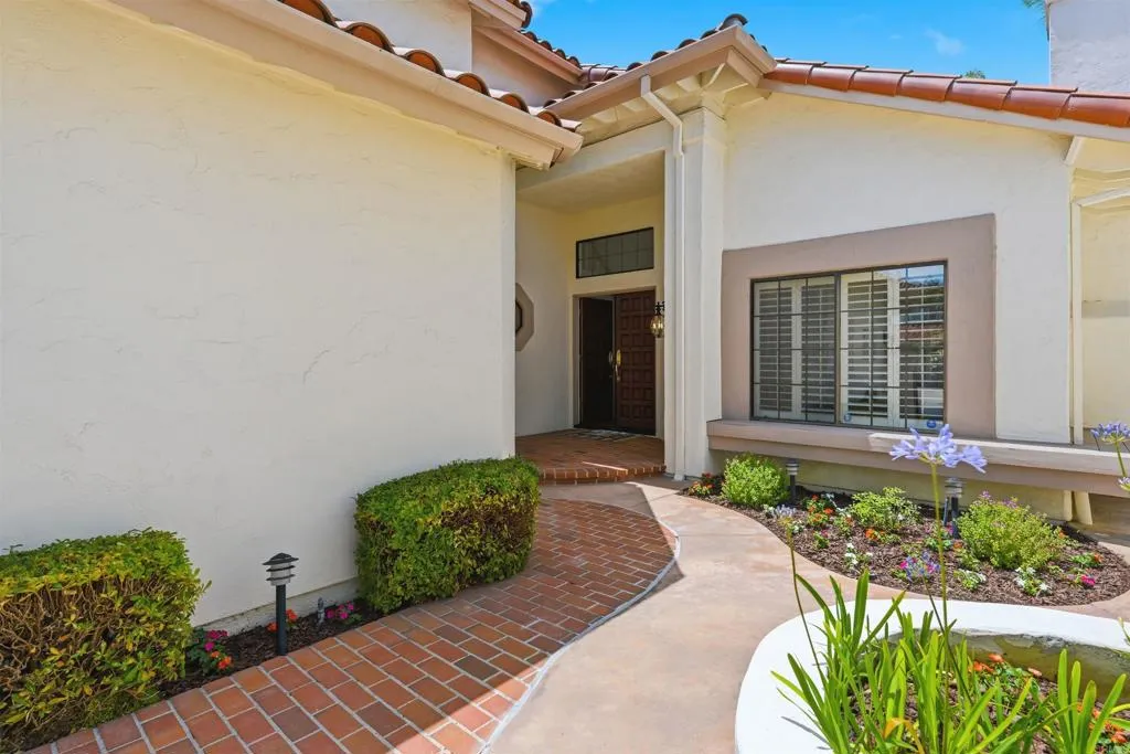 4016 Caminito Cassis