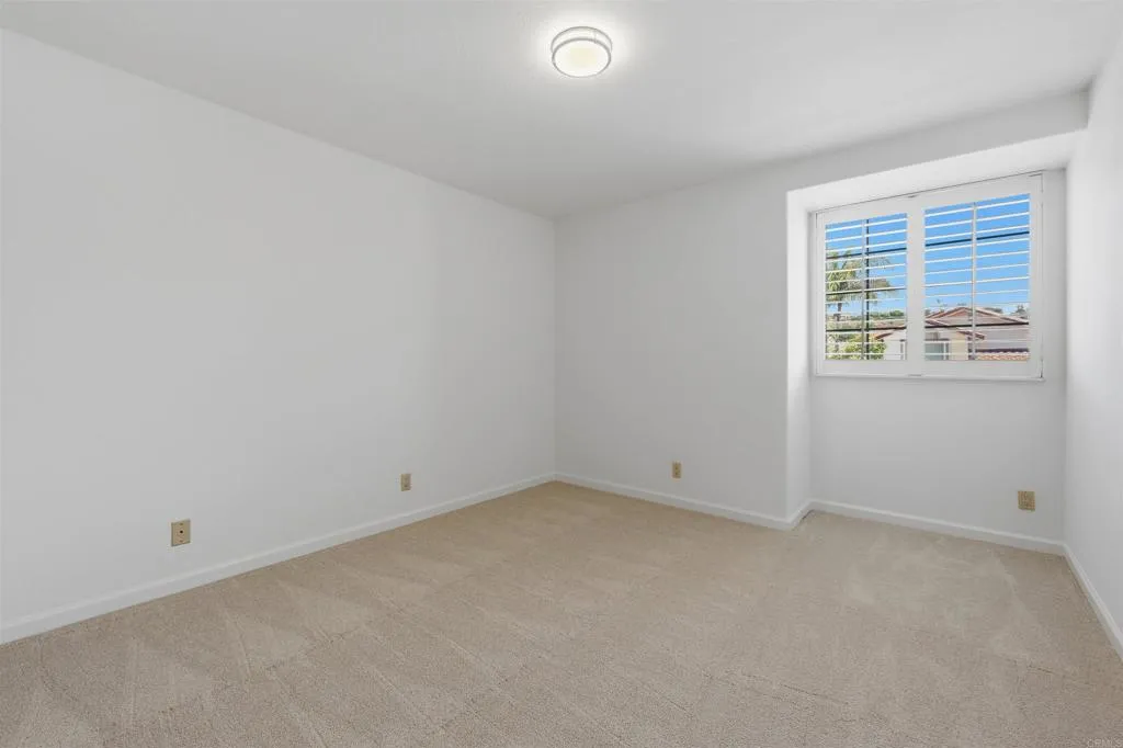 4016 Caminito Cassis