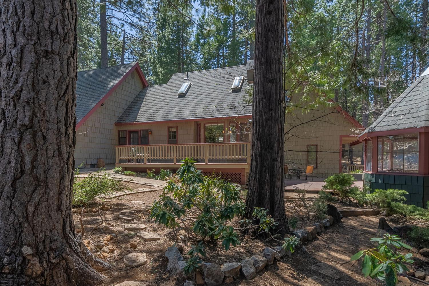 3587 Fairway Drive