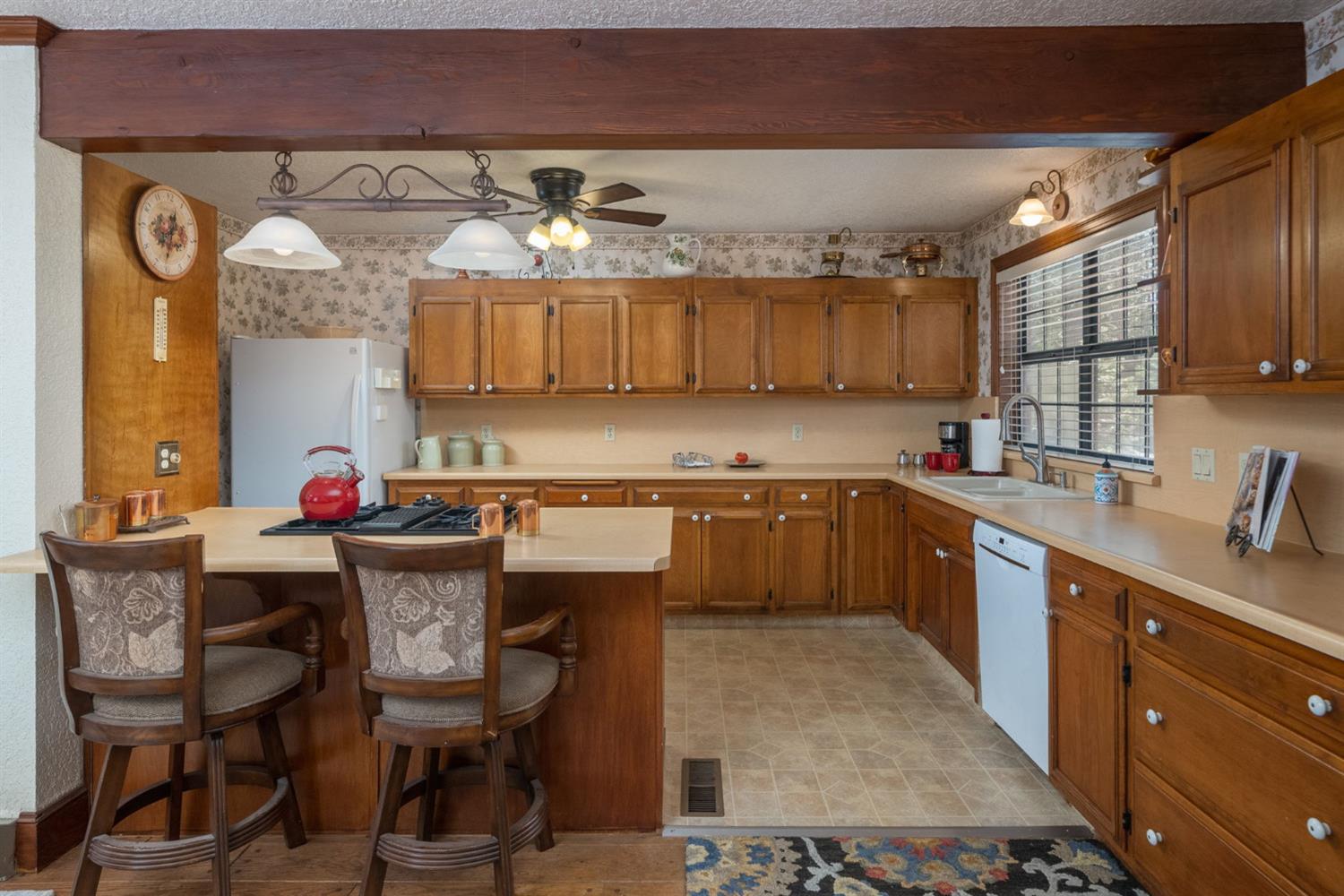 3587 Fairway Drive