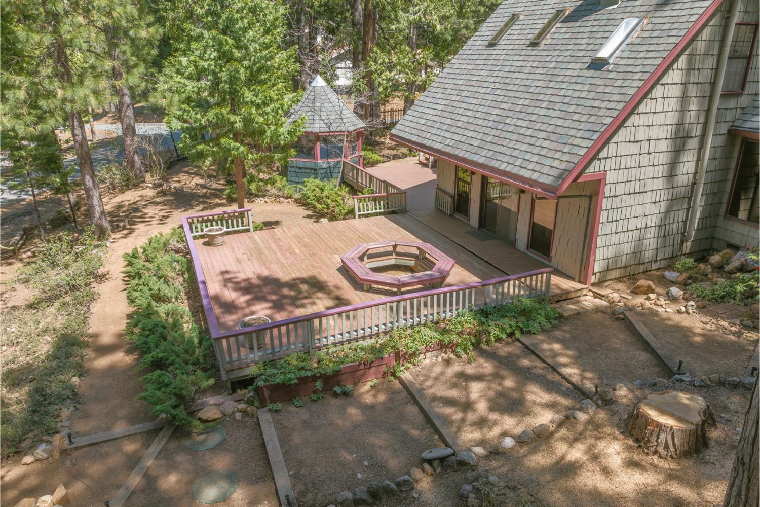 3587 Fairway Drive