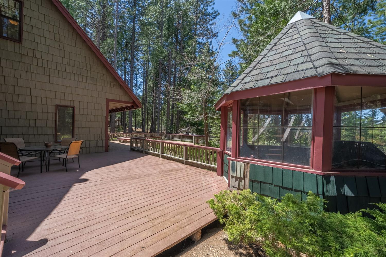 3587 Fairway Drive
