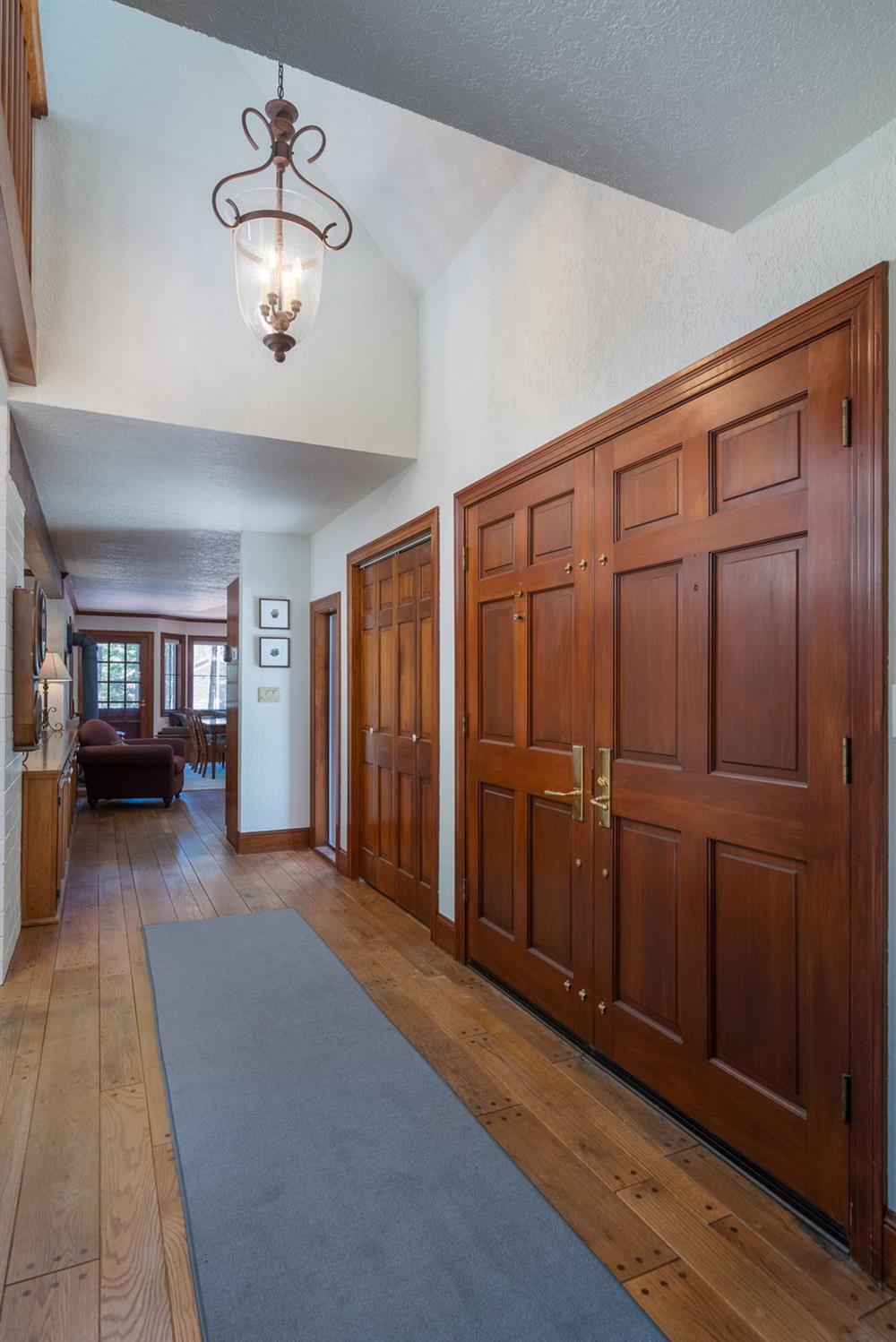 3587 Fairway Drive