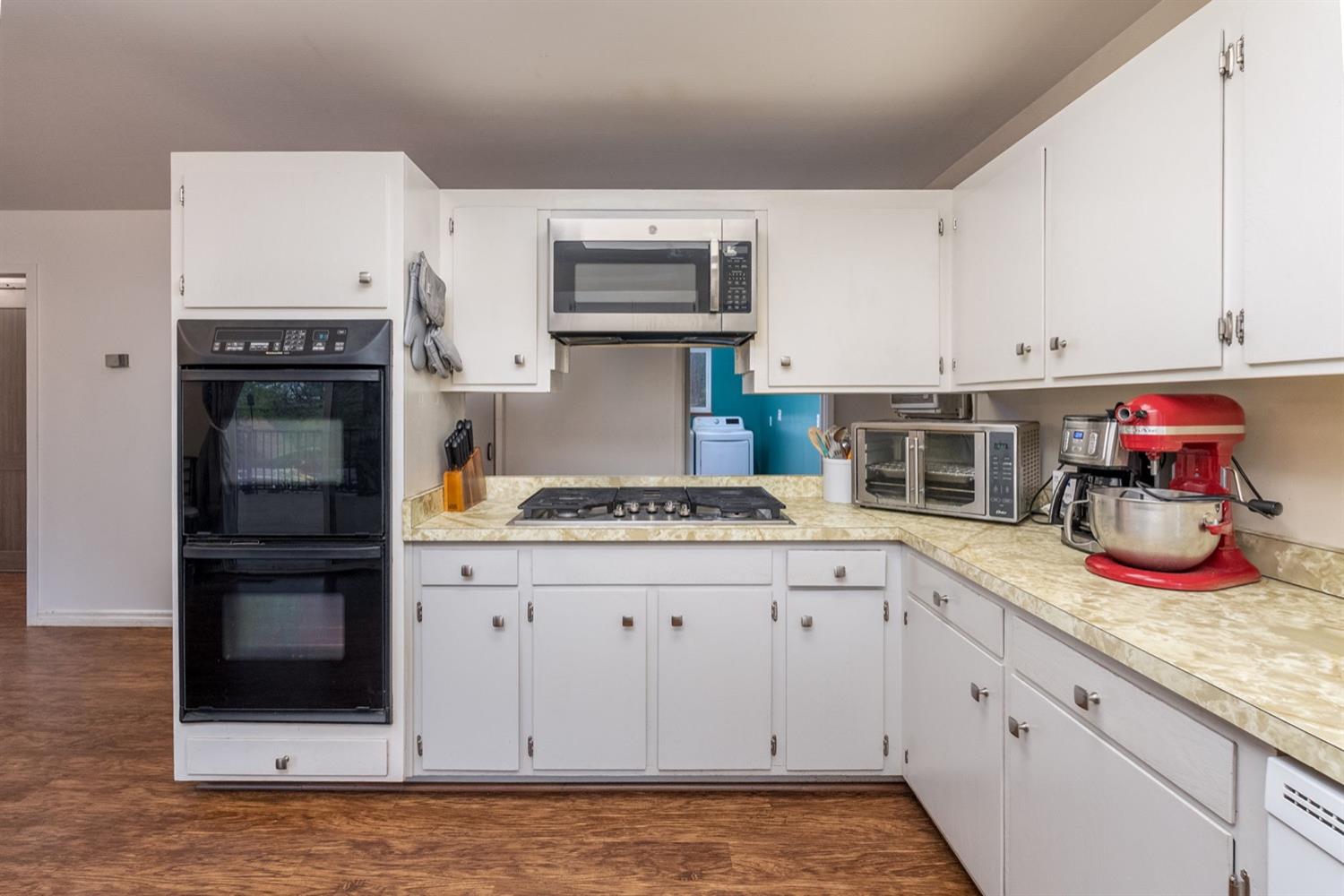5676 Oxbow Court