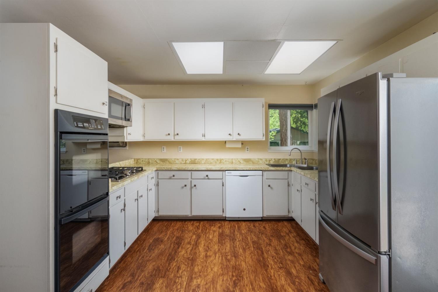 5676 Oxbow Court