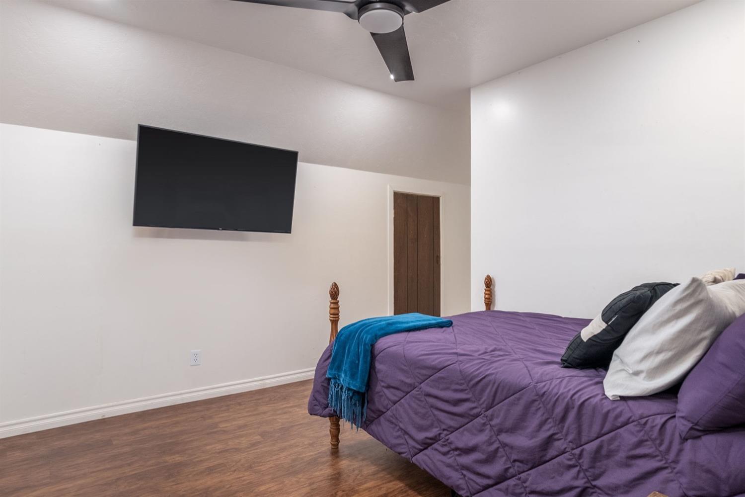5676 Oxbow Court