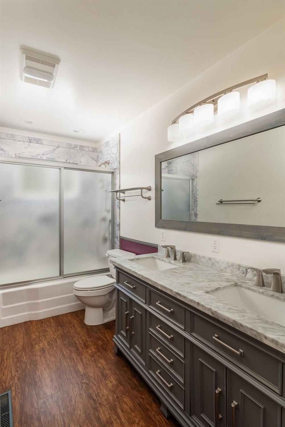 5676 Oxbow Court