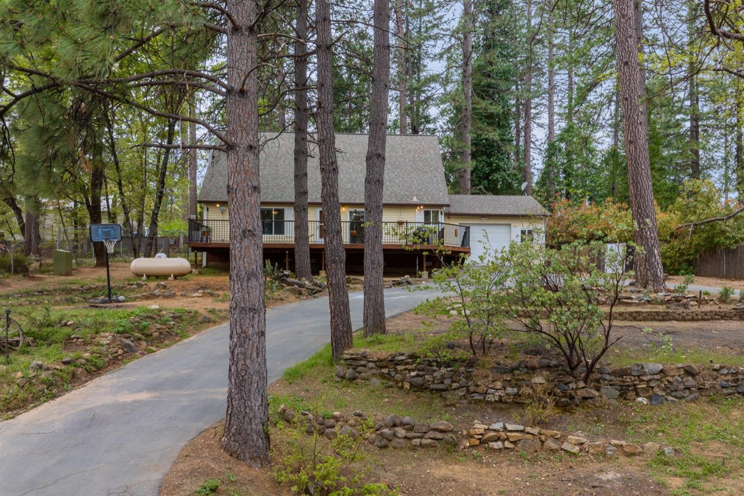 5676 Oxbow Court