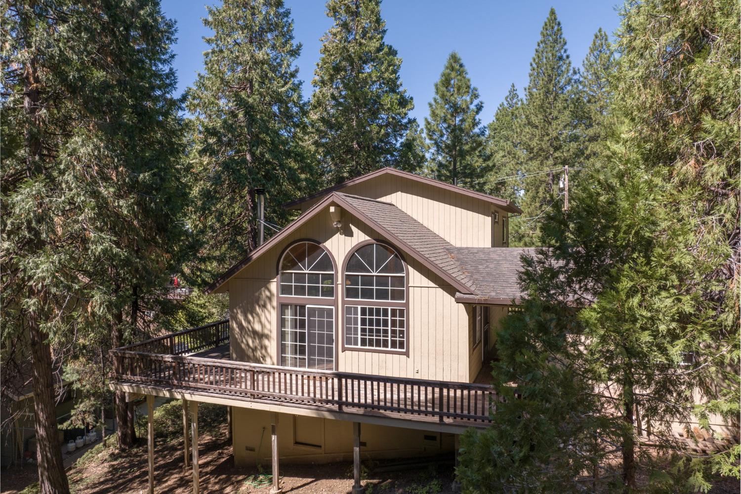 2765 Alpine Way