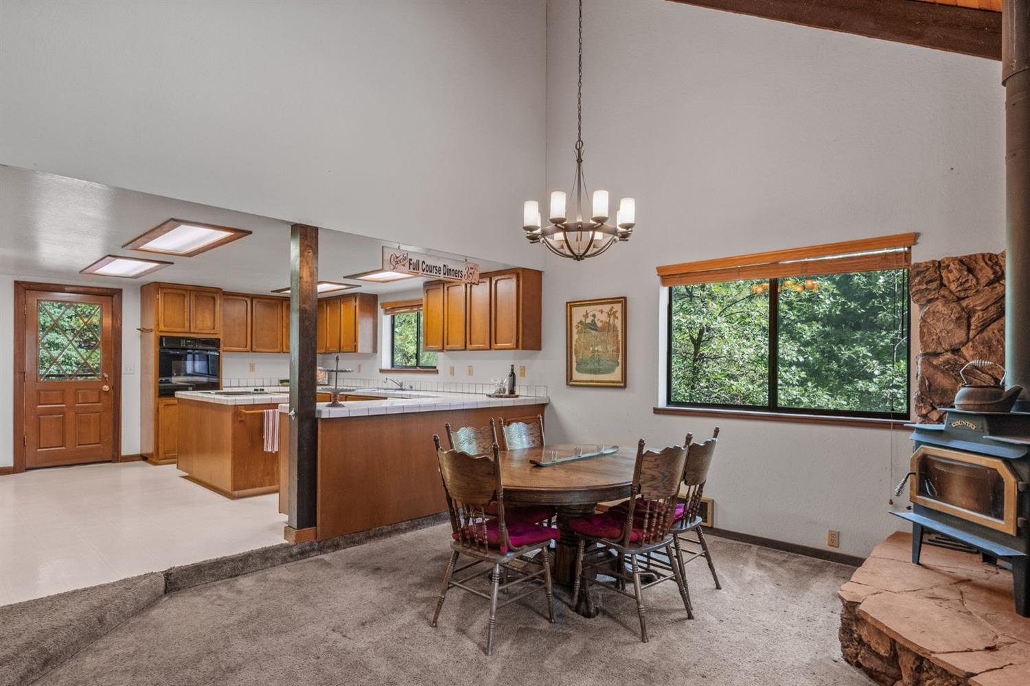 2144 Mustang Road
