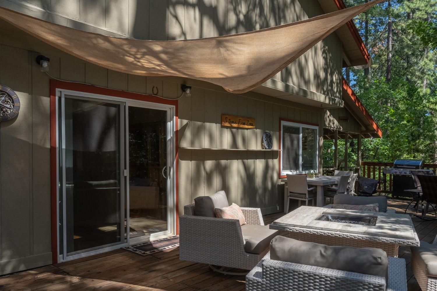 1945 Airacobra Avenue