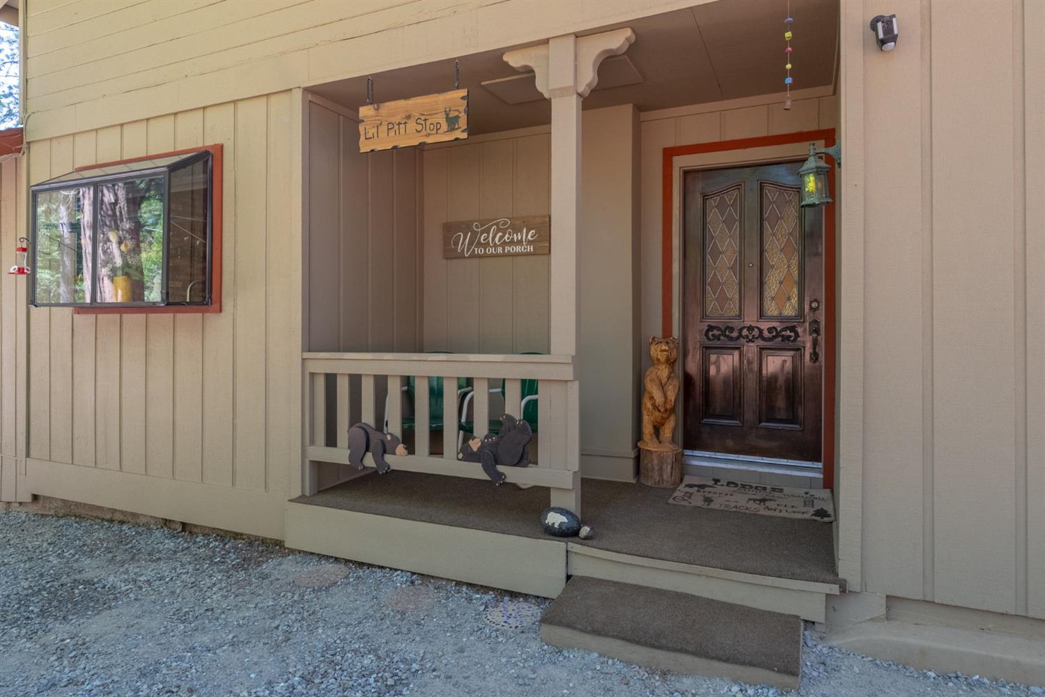 1945 Airacobra Avenue