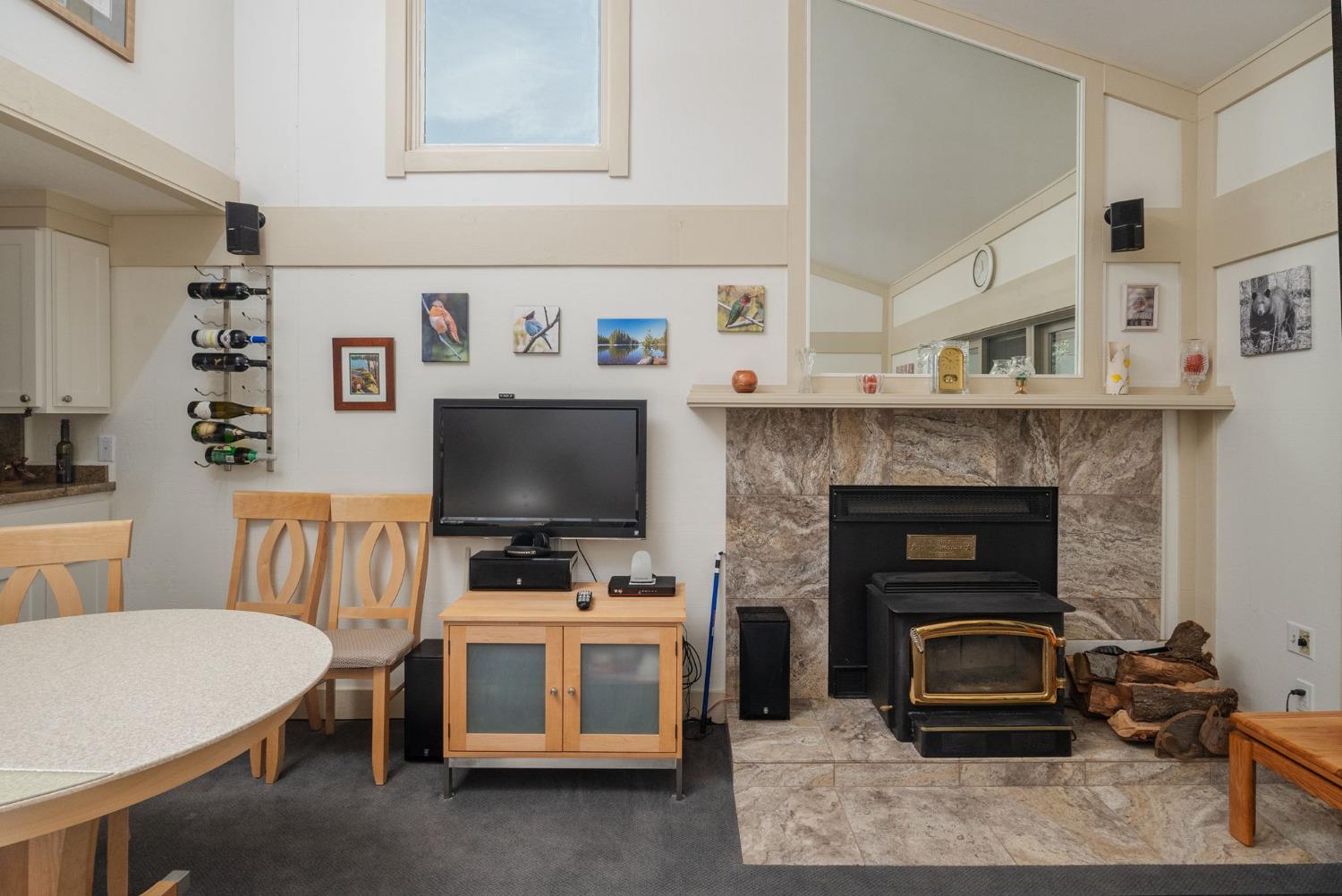 200 Creekside Drive #89