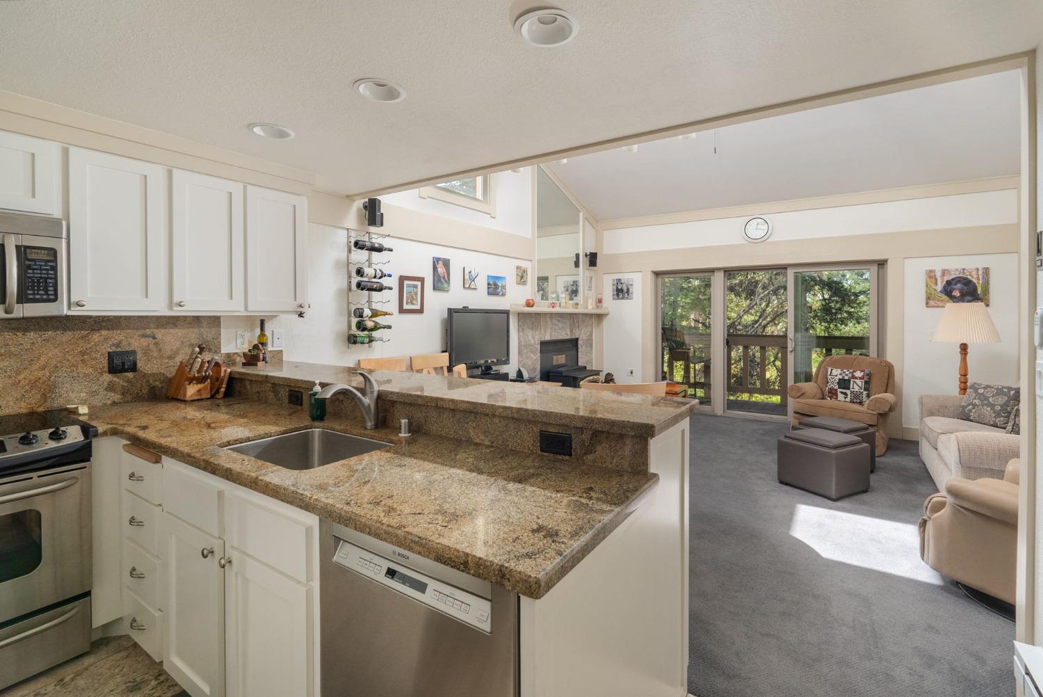 200 Creekside Drive #89