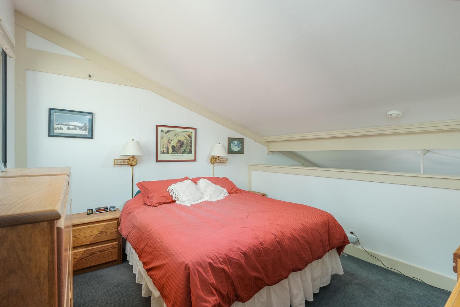 200 Creekside Drive #89