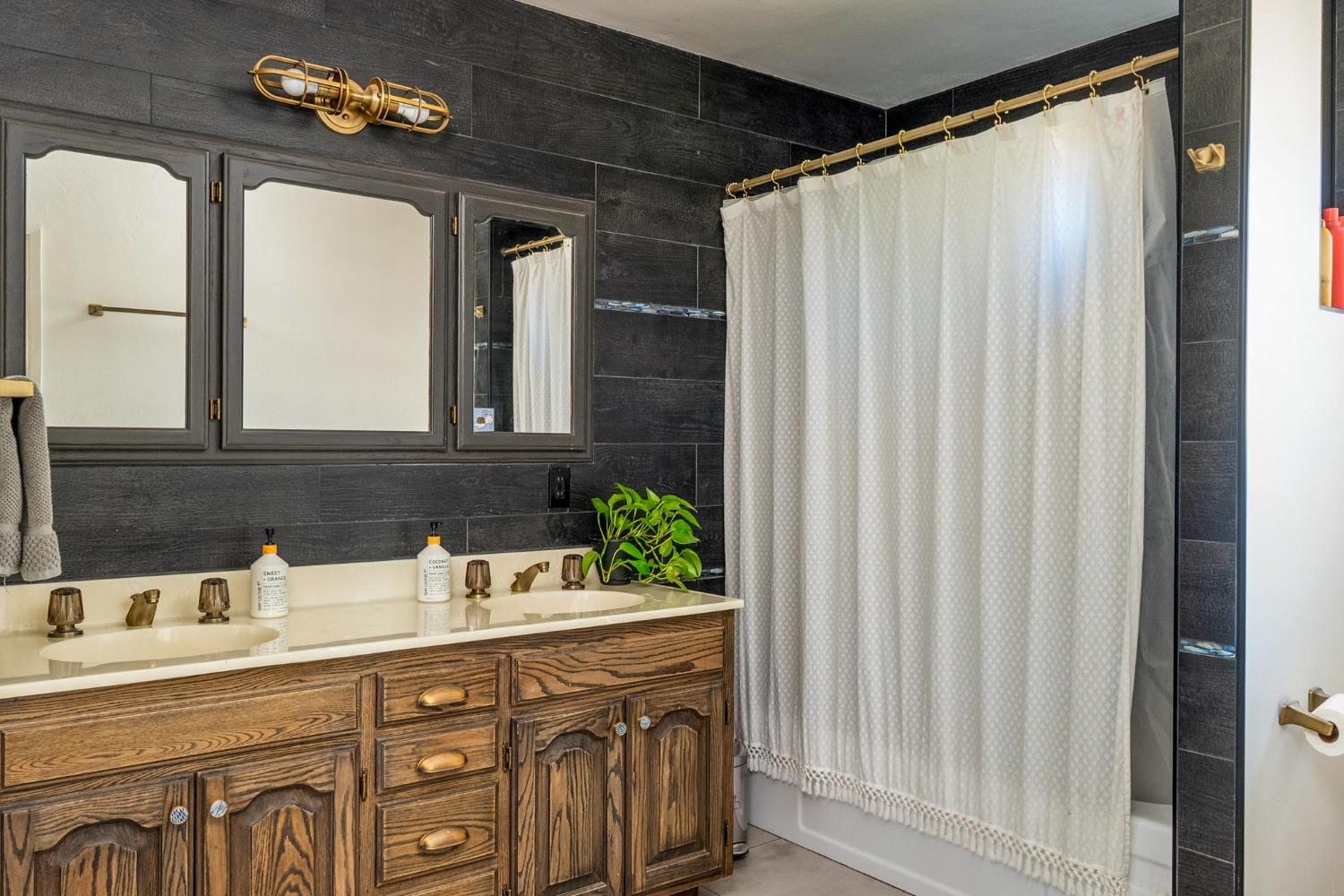 3553 Diablo View Court
