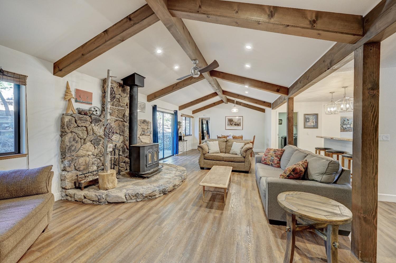 2304 Mustang Road