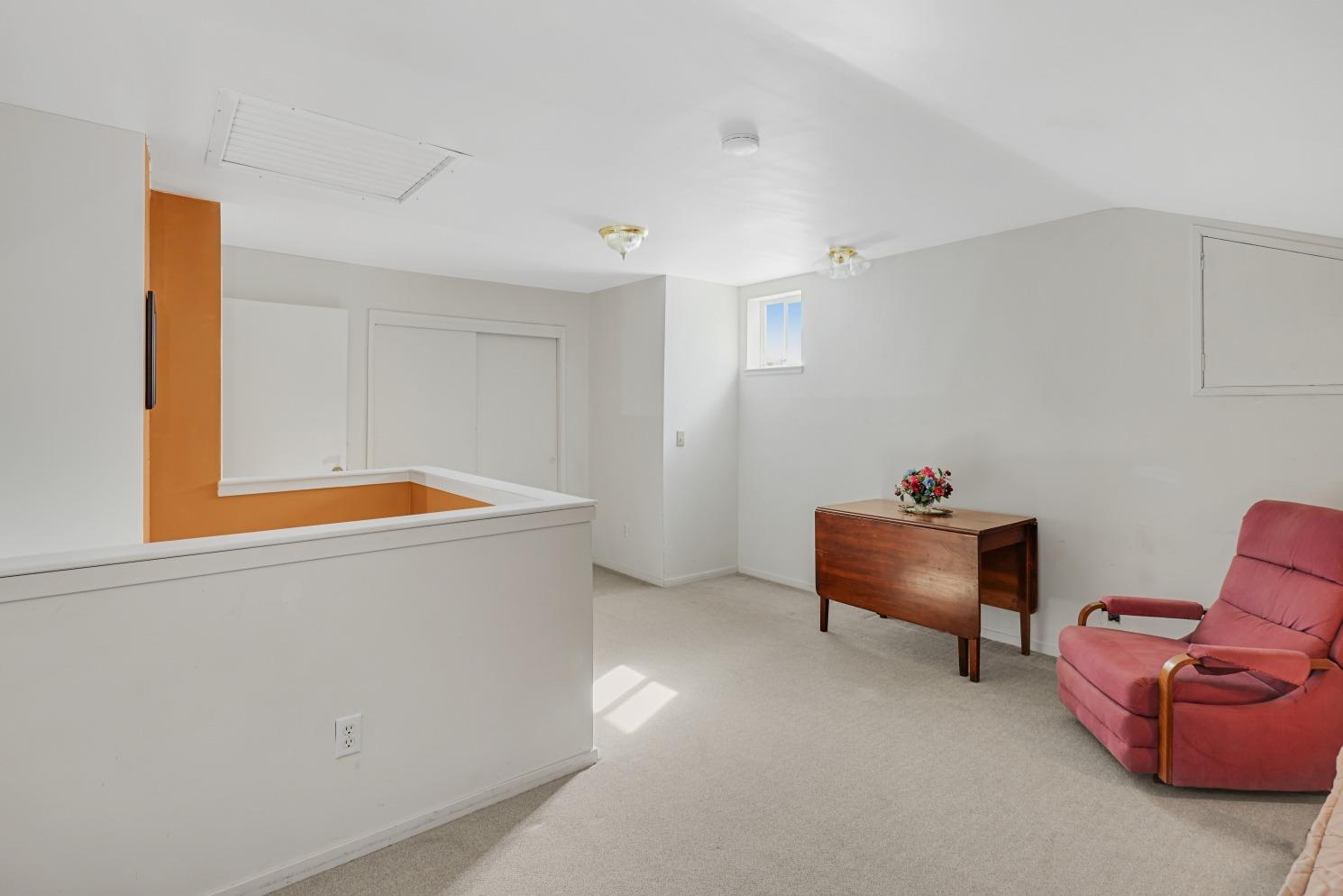1303 Manzanita Drive