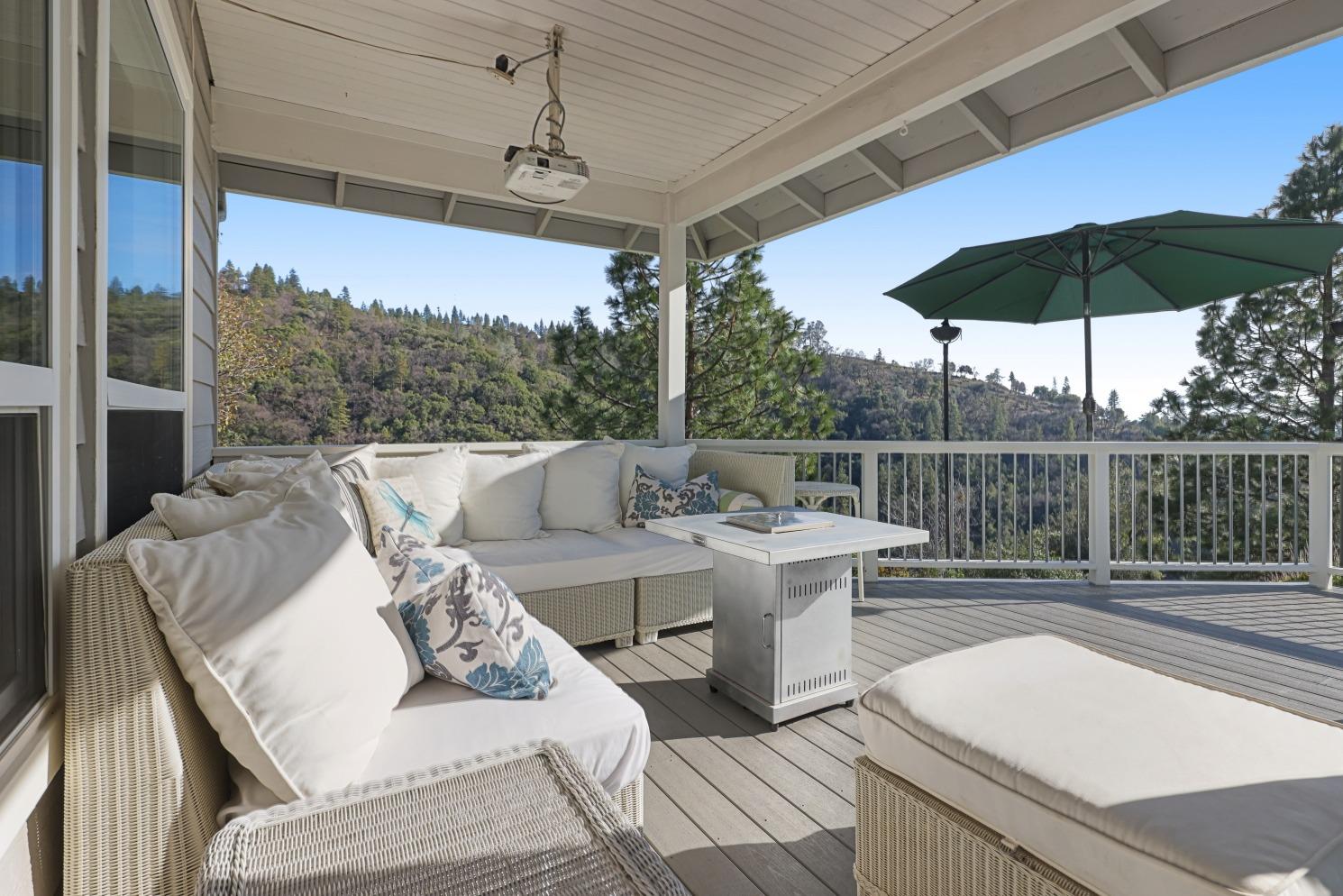 1303 Manzanita Drive