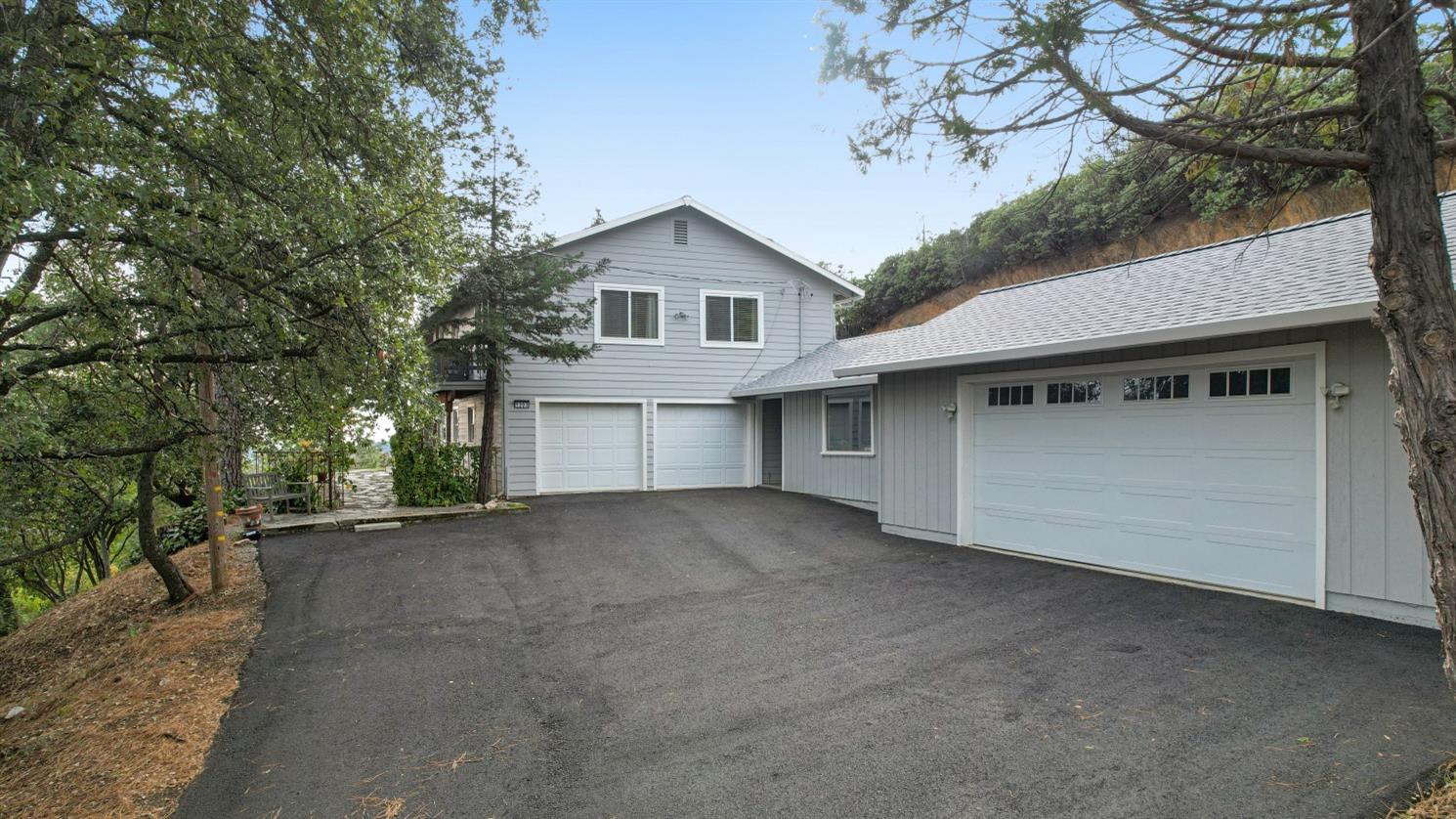 1303 Manzanita Drive