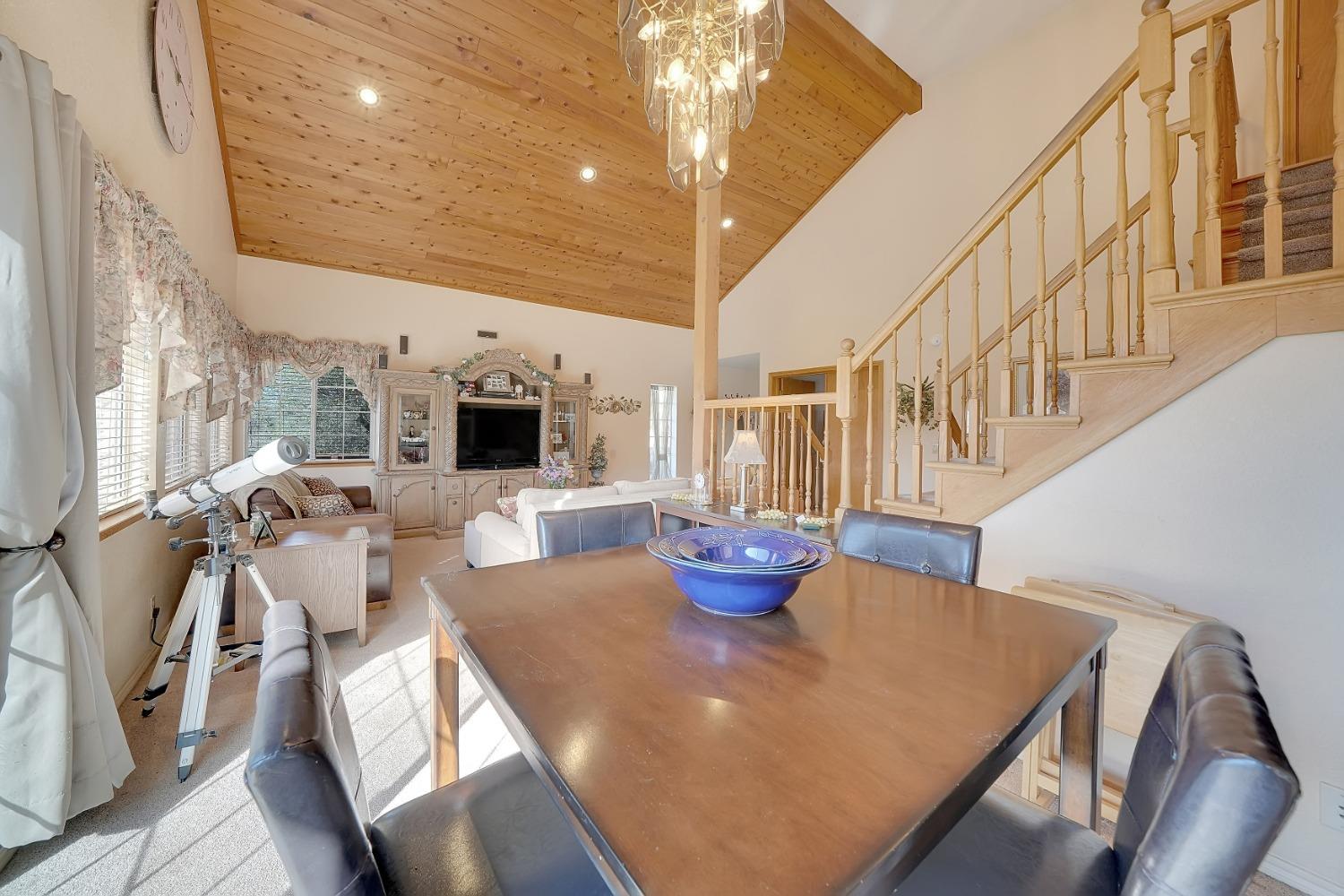 1598 Wet Springs Road