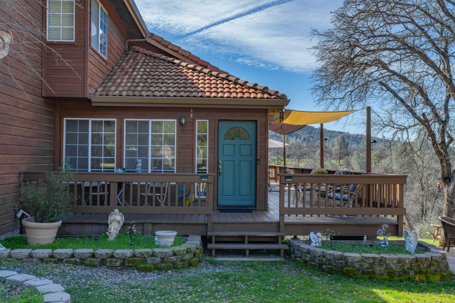 1598 Wet Springs Road
