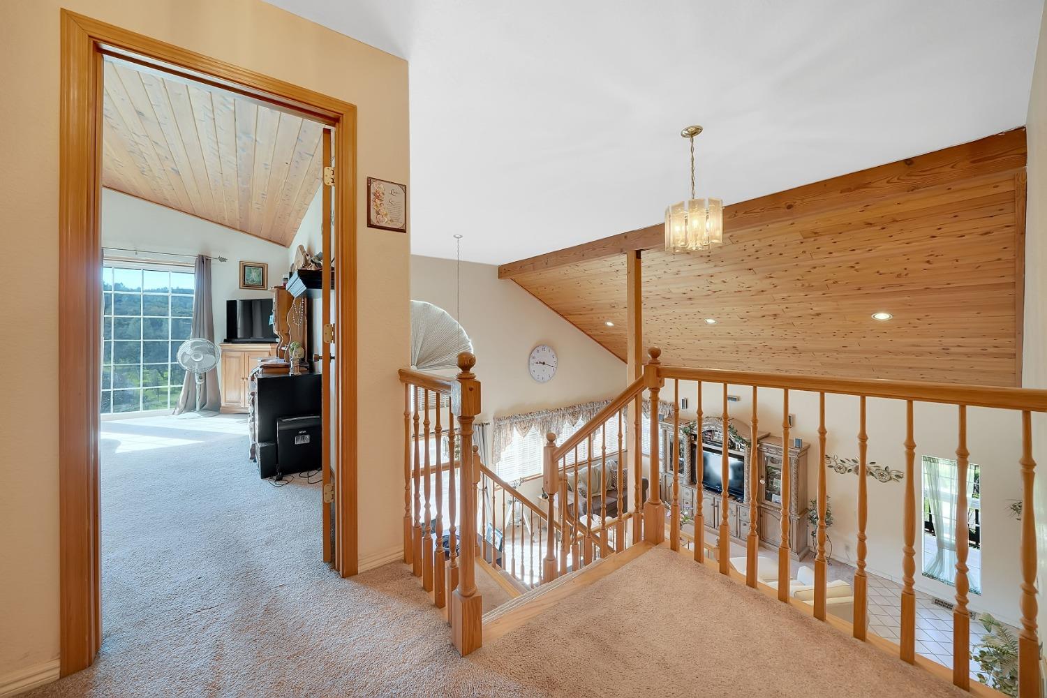 1598 Wet Springs Road