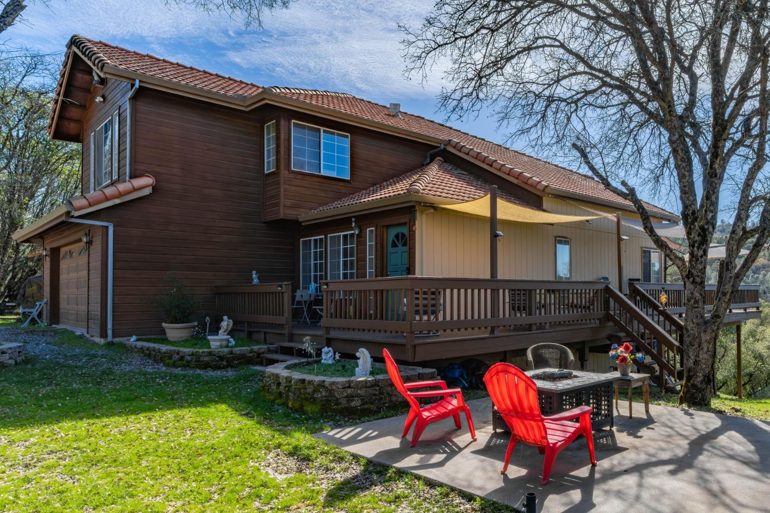 1598 Wet Springs Road