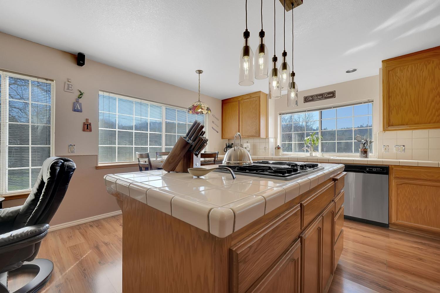 1598 Wet Springs Road