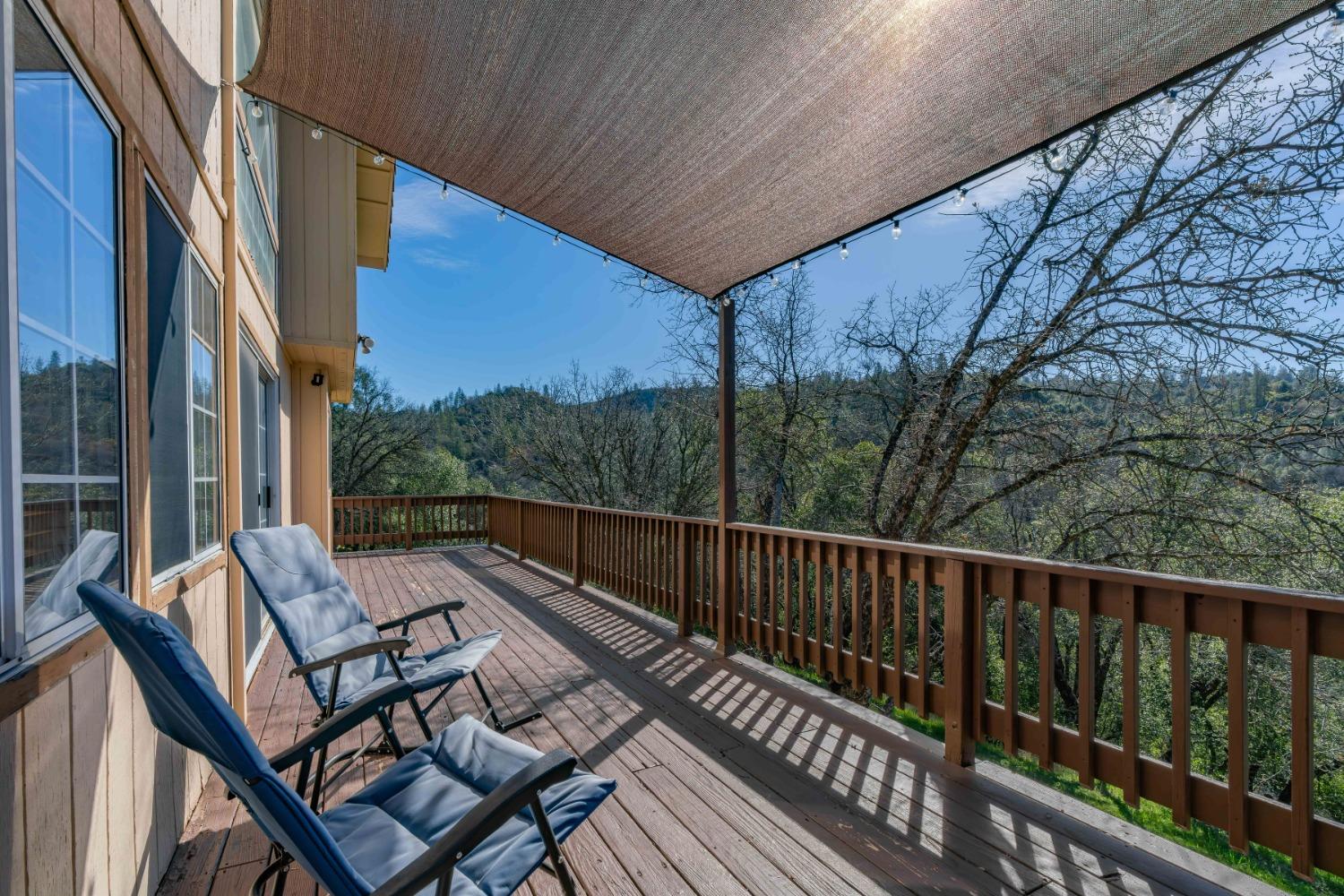 1598 Wet Springs Road