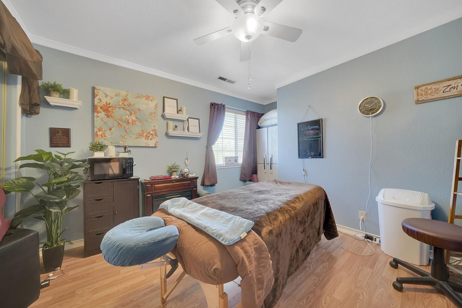 1598 Wet Springs Road