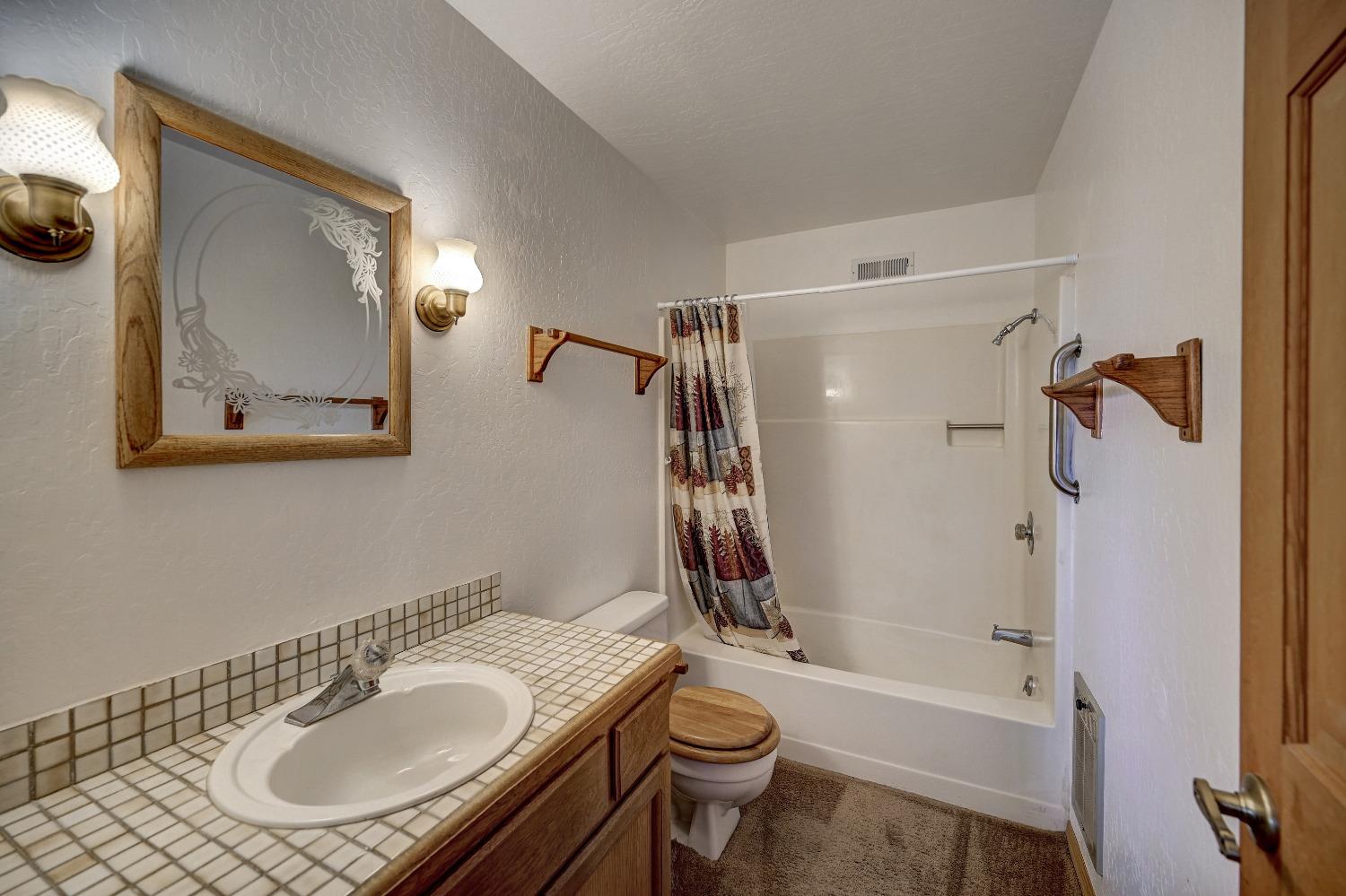 2872 Georgeann Court