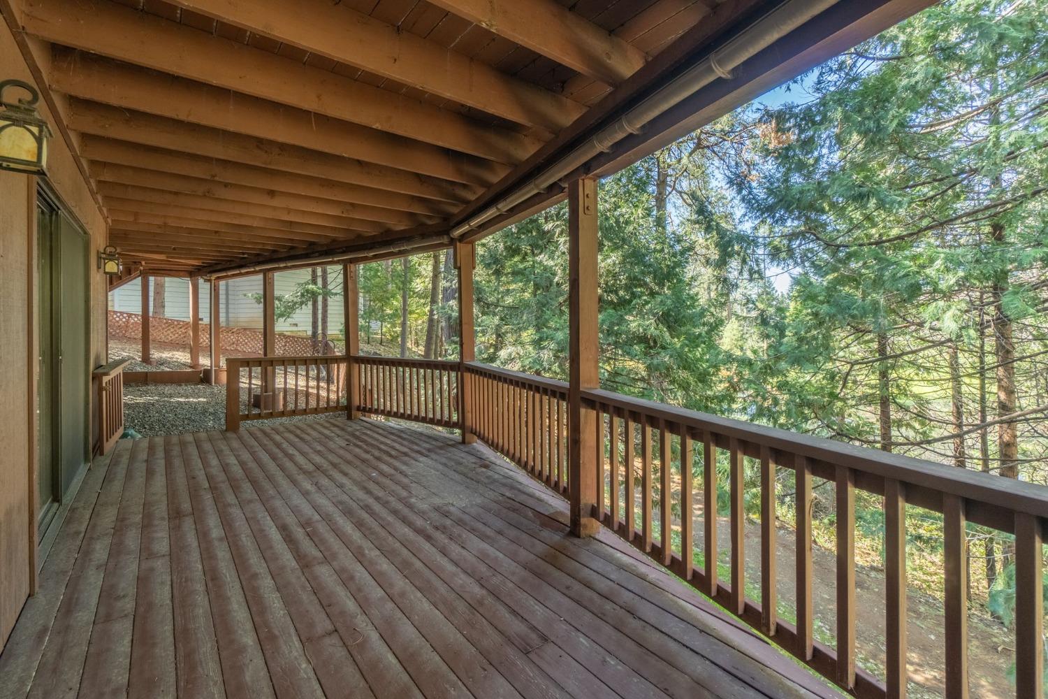 1094 Fairway Court