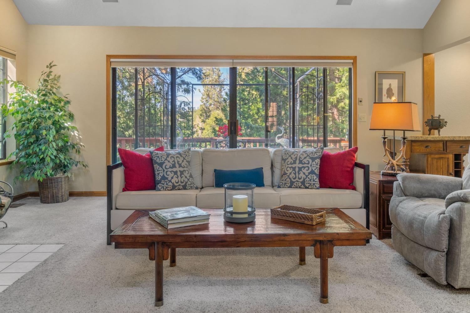 1094 Fairway Court