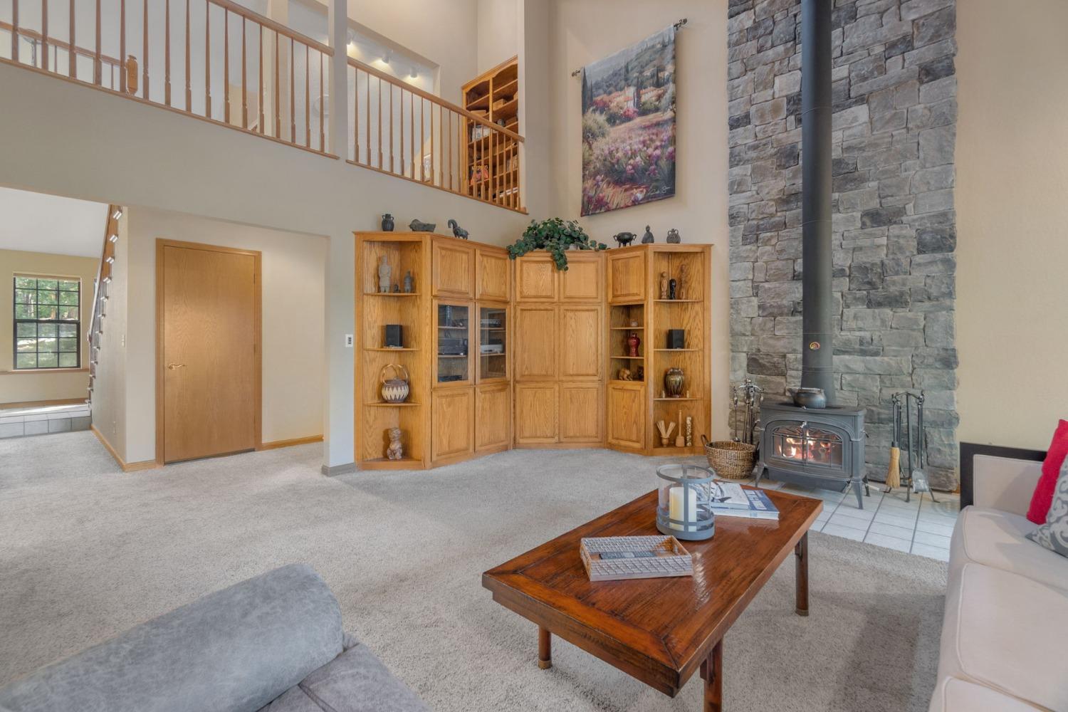 1094 Fairway Court