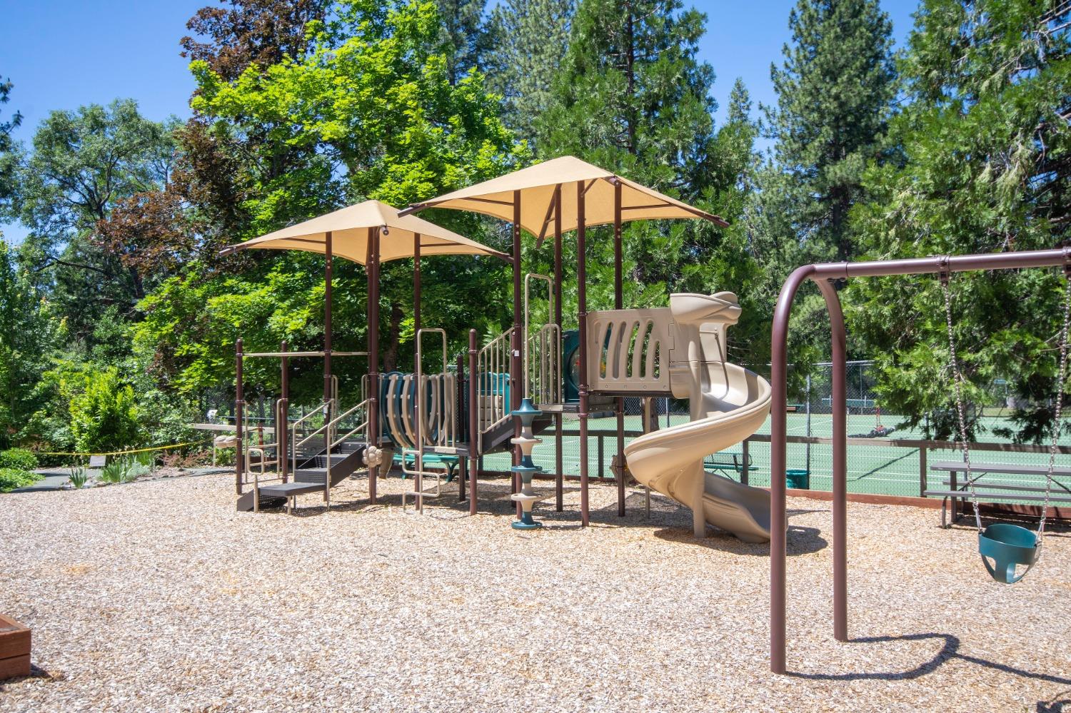 1094 Fairway Court