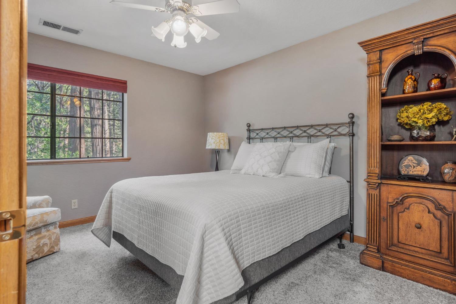 1094 Fairway Court